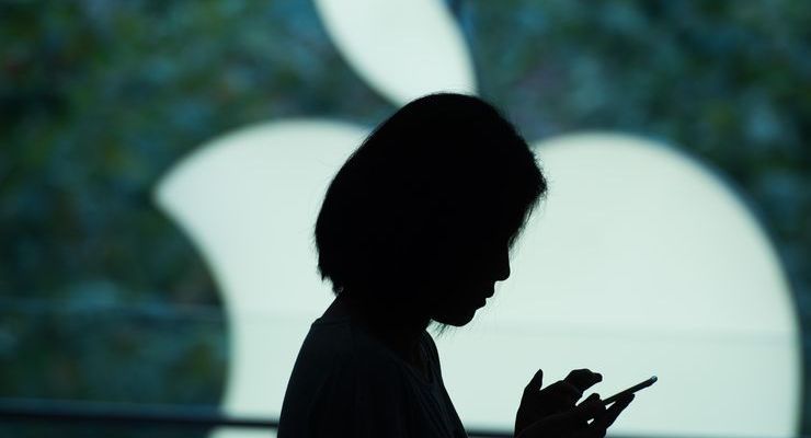 Apple может разрешить владельцам iPhone и iPad устанавливать чужие приложения по умолчанию